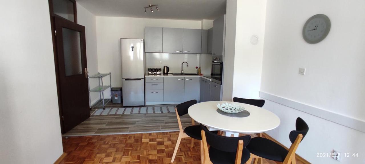 Apartment Emina Travnik Luaran gambar